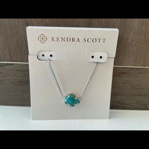 NWOT Kendra Scott Silver Tessa Necklace